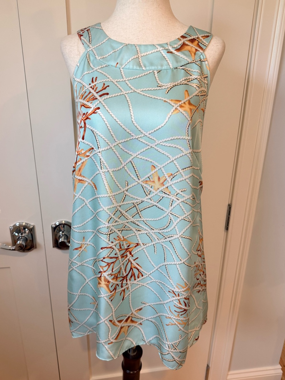J McLaughlin Silk Sleeveless Sea Rope Print Flowy Top in Light Blue